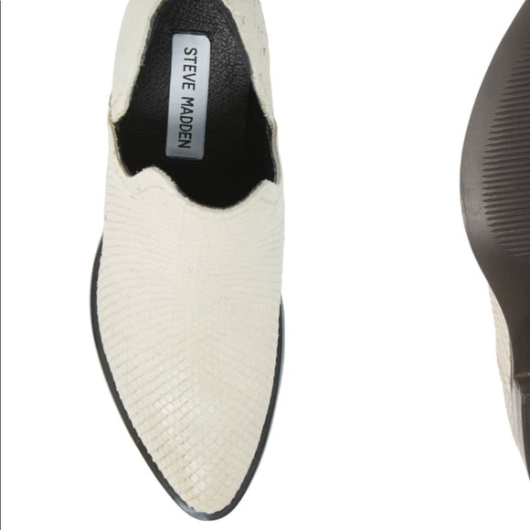 Steve Madden Petra Open Side Bootie - White Snake - Picture 8 of 8